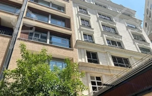 اپارتمان ۲۱۷ متری اجودانیه (فول )