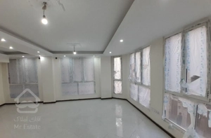 58متر/آکواریوم نور/تاپ لوکیشن/پلیس/اجاره دار