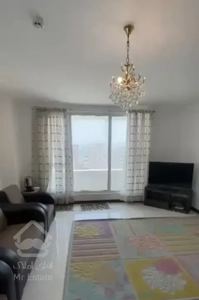 آپارتمان ۱۰۶ متری پر نور ۲ خوابه پارکینگ مسقف