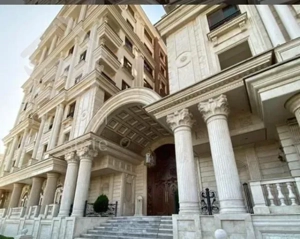 ۱۳۵ متر ۶ پارکینگ/برج/صادقیه  اباذر مهران