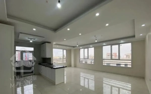 رهن اجاره باکس پونک ۱۶۰متر ۲پارکینگ سندی غرق نور