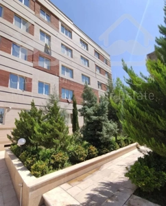 ۷۷متر فول امکانات سالن پرده خور کن