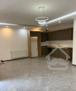 ویلای شیک ۲۷۰ متری با بنای نوساز و سند تک برگ