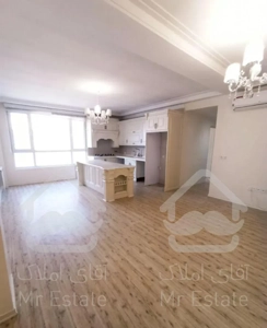 ۷۰متر/دوخواب/سه ساله/سالن پرده خور غرق نور