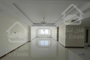 ۱۷۲ متر / سه خواب / بدون‌مشرف