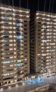 اپارتمان۱۱۱مترسه خواب شهرک چیتگر خرازی نارنجستان