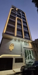 همکف/حیاط دار/۱۱۰متر/تمیز/پارکینگ بدون مزاحمت