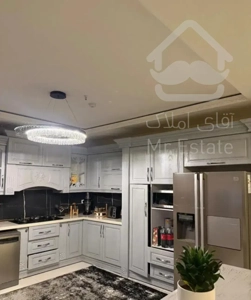 ۸۰ متری/مناسب‌جهیزیه/دونبش نورگیر/فول امکانات/جلال