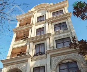 ۲۷۰ متر/۴ خواب/ژورنالی/۴پارکینگ سندی/اباذر