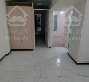 آپارتمان 78 متر دو خوابه طبقه سوم فول امکانات