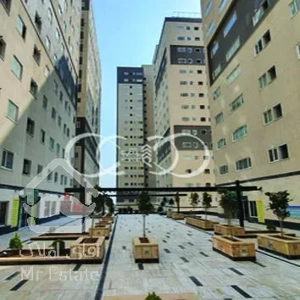 فروش آپارتمان دو خوابه نقلی خوش نقشه نورگیر شهرک چیتگر