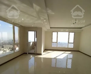 شاهکار ۱۱۰ متر/رونیکا نگینی درخشان در قلب تهران