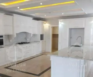 میرداماد ۱۸۰ متر نوساز (( ۲ پارکینگ سندی ))