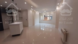 83 متر واقع در نیاوران فول نوسازی شده