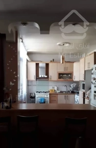 آپارتمان ۹۴ متری دو خوابه طبقه سوم ...تک واحدی