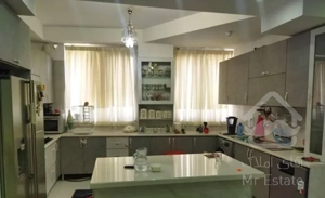 میدان هفت چنار ۱۱۰ متر۳خواب فول امکانات