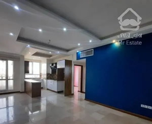 ۸۳متر/سالن پرده خور