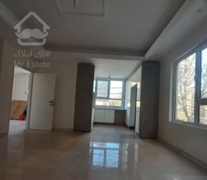 70متر/2خوابه/ تاپ لوکیشن/خوش نقشه غرق نور