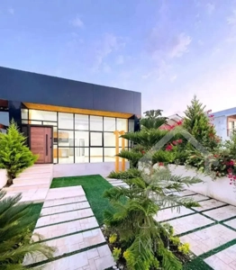 ویلامدرن۱۸۱زمین/۸۹بنا/درمجتمع یاسر/سنددار درشهرک