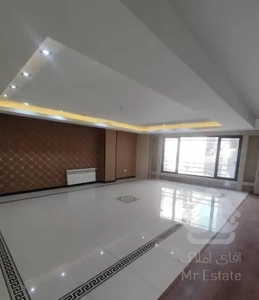 آپارتمان ۱۲۷ متری/۳ خواب/ دزاشیب/۲ تراس/ فروش فوری