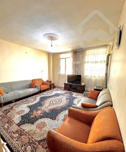 53متر*غرق نور*خوش نقشه*پارکینگ دار*قائمیه