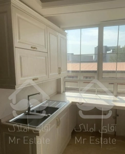 نوساز کلید نخورده 107متر