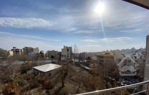 ۱۴۰ متر غرق نور ویو ابدی