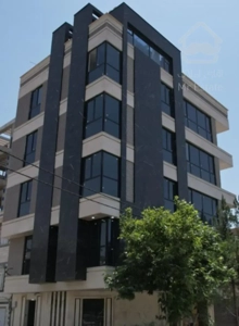 ۴راه صداسیما اپارتمان۱۳۶متر۳خواب تکواحدی ط ۱ نوساز