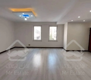 73متر 2خ 8واحدی طبقه اول در پروانه شمالی