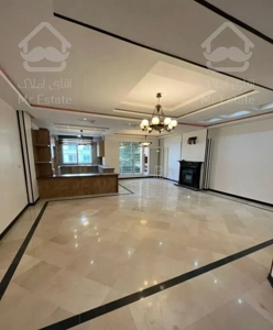 ۱۸۰متر،آپارتمان واقع در ولنجک