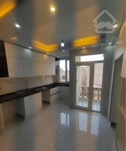 سهروردی شمالی ۸۰ متر دو خواب پنجره قدی