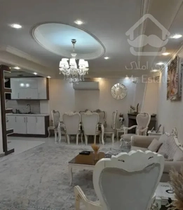 ۷۷ متری دو خواب استخر دار