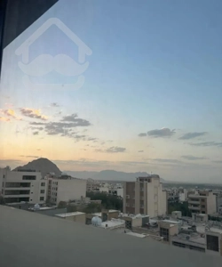 امیریه / ۱۳۵ متر ۳ خواب طبقه ۴ نوساز ویو‌دار خام