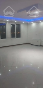 آپارتمان  در برج ۱۳۵ متری