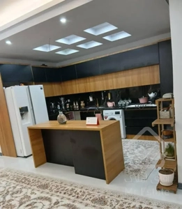 آپارتمان ۱۲۰ متر/۳ خواب/فول/تک واحدی