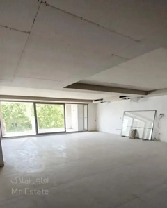 ۲۰۵متر ۳خواب کلیدنخورده/جنوبی/