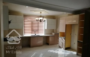 ۷۴ متر پروانه شمالی