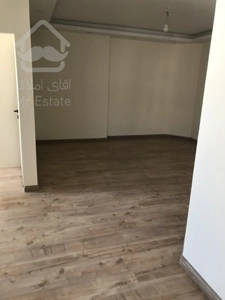 آپارتمان شهرك غرب درختى ٧٢ متر