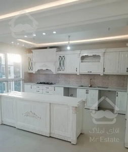 لادن/شیک/آپارتمان نقلی