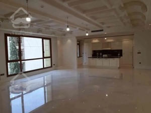 رهن و اجاره ۲۴۰ متری فرمانیه