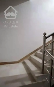آپارتمان //۹۰// متری ط دوم آسانسور دار