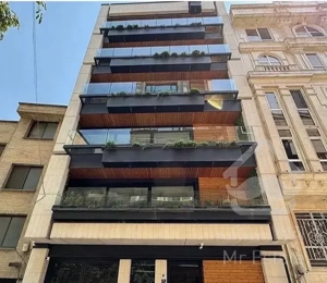 ۱۴۰ متر ‌فاز ۱ ، کلید نخورده رو‌ به نما ،۲ پارکینگ