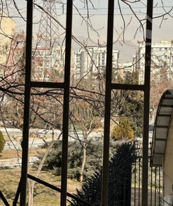 ۶۲ متر دوخوابه کم واحد سالن پرده خور