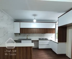 واحدی بی همتا/ ۵۰ متر آلاله شرقی