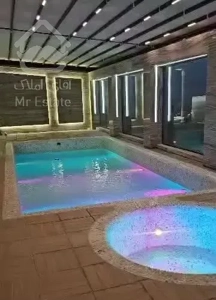 پنت هاوس ۵۰۰ متری ۴ خوابه دارای استخر