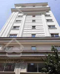 باغ فردوس ۲۱۵ متر برج باغ