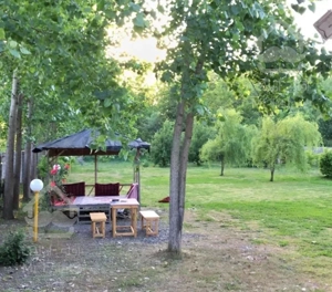 ویلاباغ ۲هزار متری با رودخانه و اسکله اختصاصی