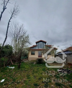 ۱۰۰ متر ویلا ۳۳۰ متر زمین مسکونی سند دار نوساز