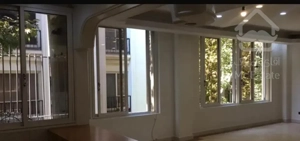 آپارتمان مسکونی در گذر مشجر دروس