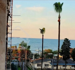 بلوار امام رضا / ۱۳۰متری طبقه بالا/  ویو و نورگیر